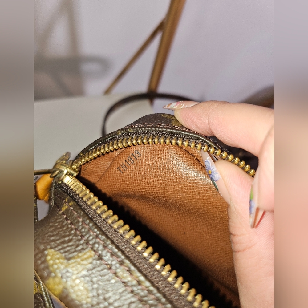 Louis Vuitton Amazon #TH1919 π€ - Picture 8 of 11
